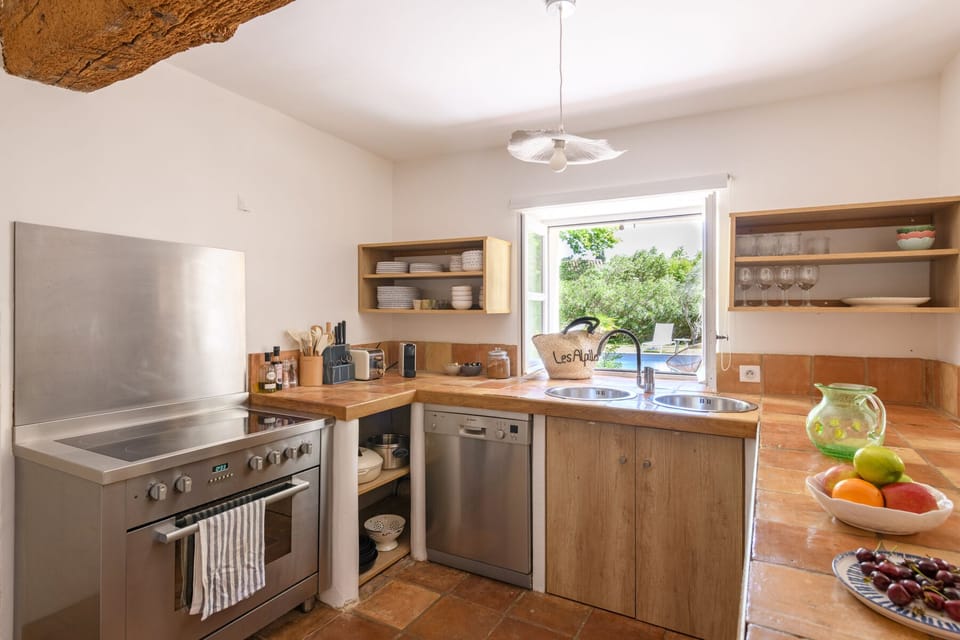 Kitchen - Mas la Thèbaïde