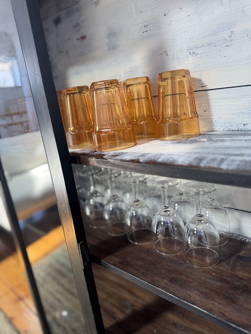 Glass cabinet