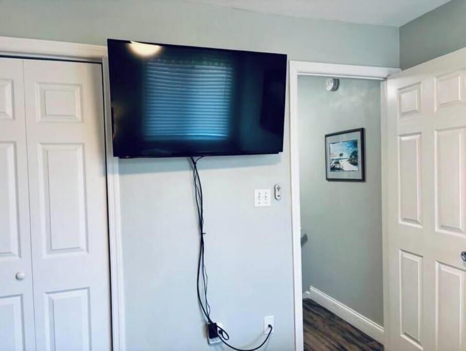 TV in second bedroom