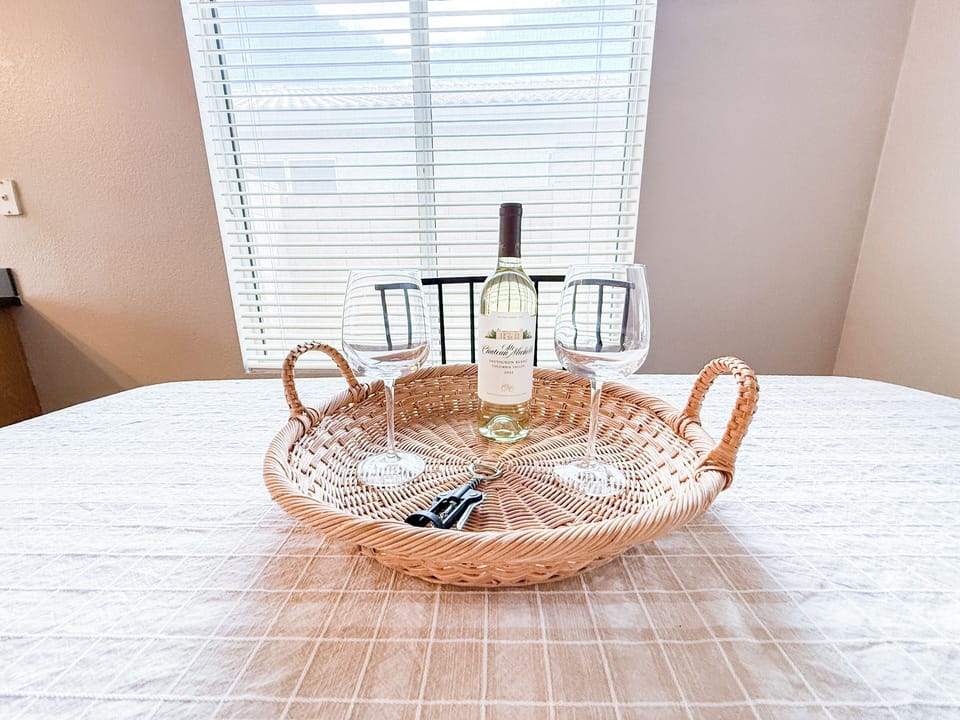 Kitchen table