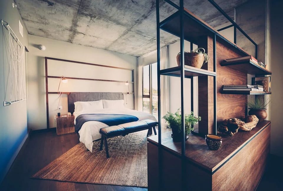 Unit with King size bed