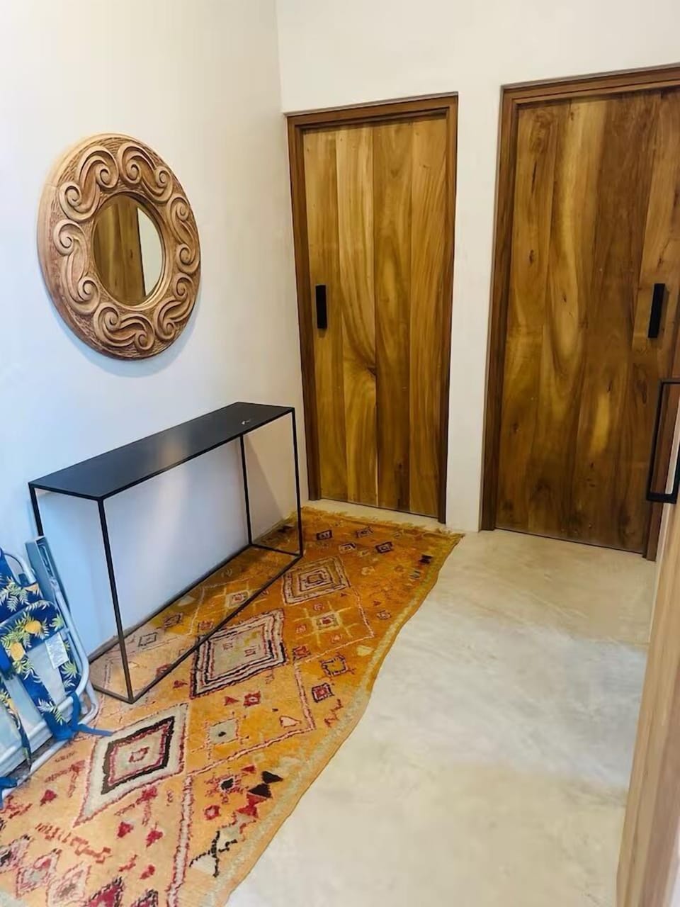 1st Floor Entryway/Foyer. 