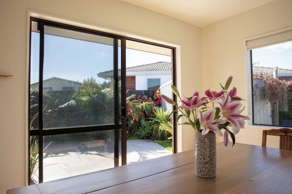 North facing indoor / outdoor flow