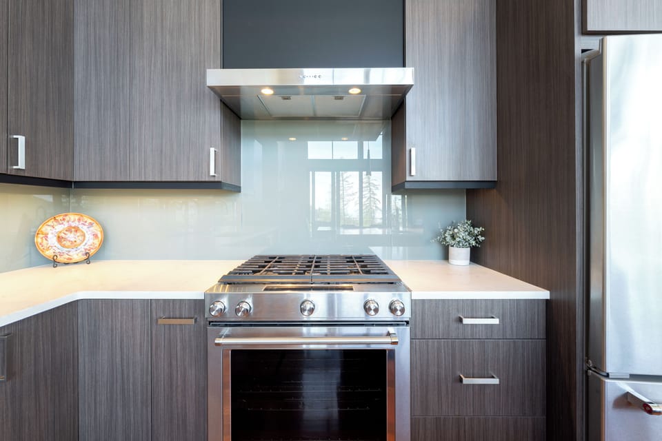 Enjoy cooking on the four burner stove | Main Level