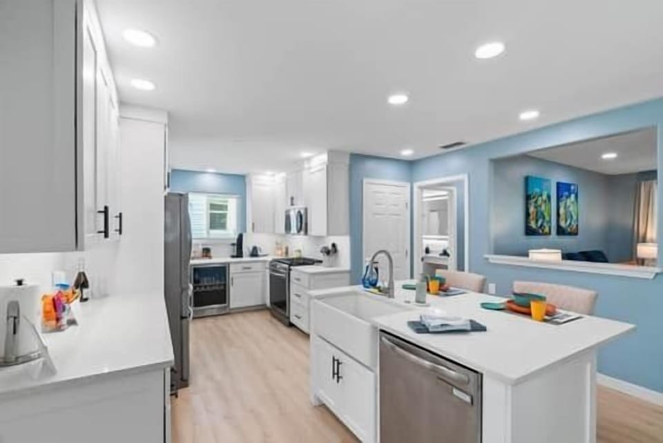 Kitchen with Island