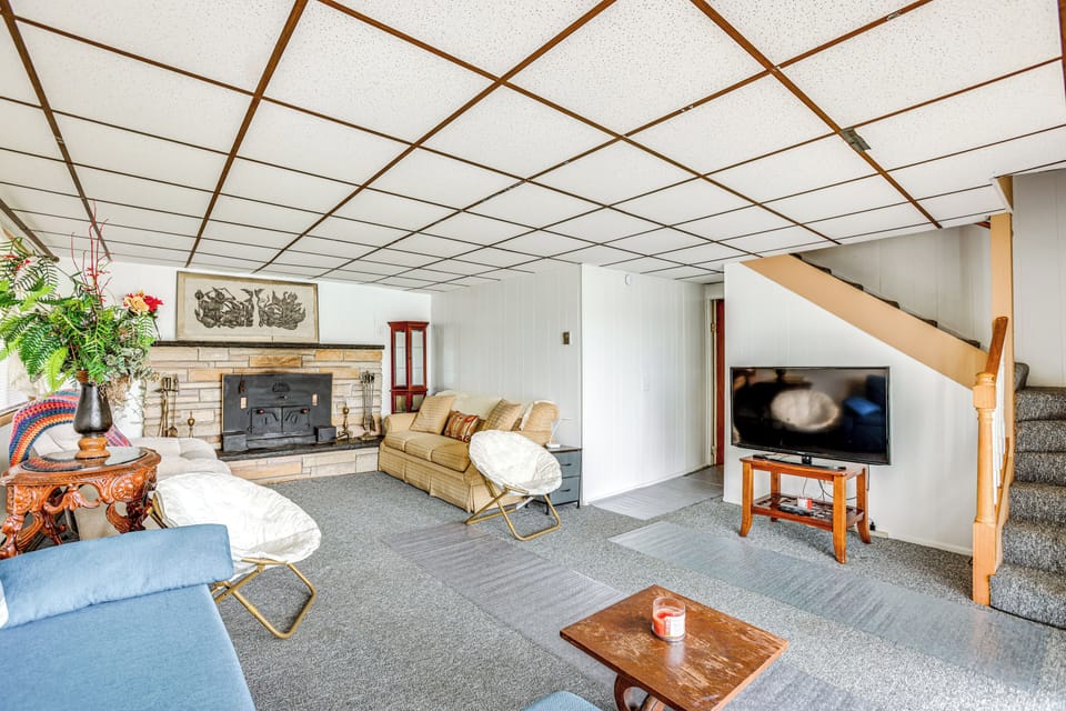 Baldwin Vacation Rental | 5BR | 3.5BA | 2,900 Sq Ft | Stairs Required