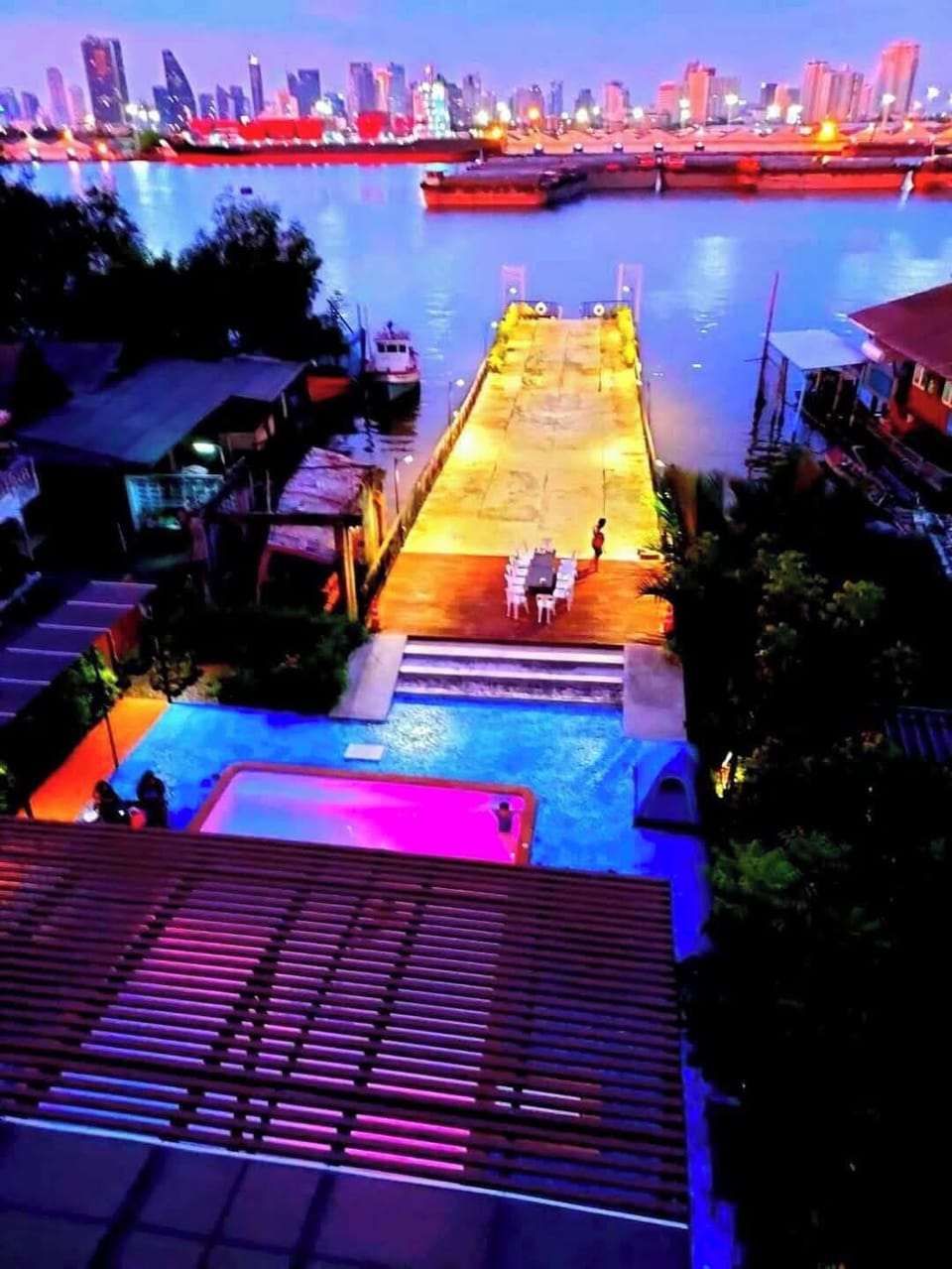 Pool