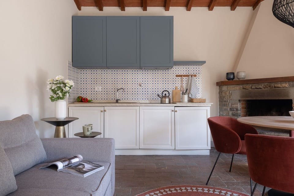 Autumn, Kitchen, Living Room, Spring, Summer