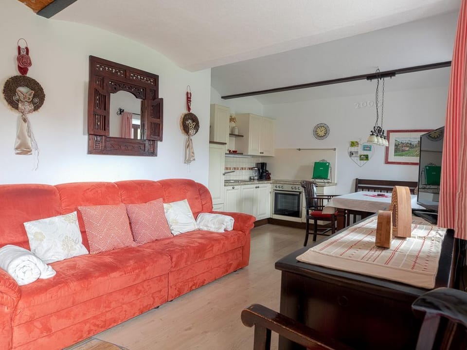 Vacation at the goat farm - Adults only - vacation apartment "Schweinchenwohnung" Farm Stay in Upper Austria
