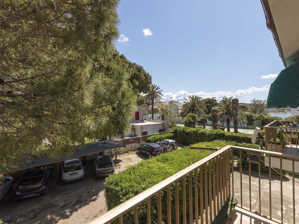 Apartment, Shade, Hotel, Swimming Pool, Balcony