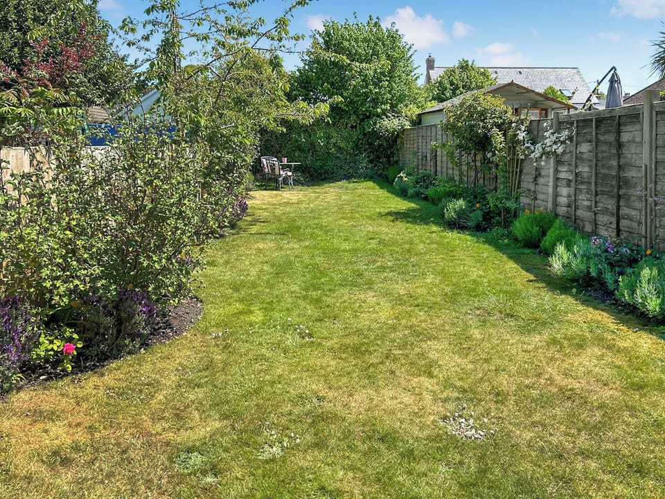 Bathroom | Lavender Cottage, Frinton-on-Sea