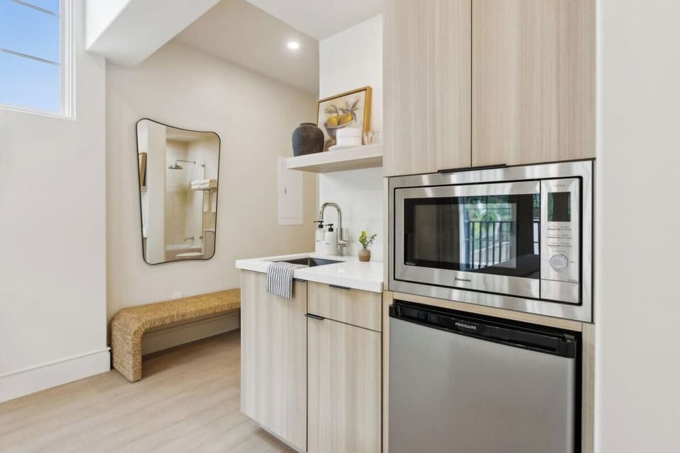 Kitchenette with Nespresso Coffee Machine and Mini Fridge - No Stove