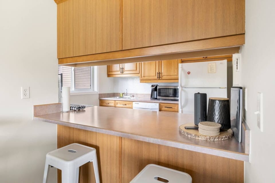 Kitchen pass through