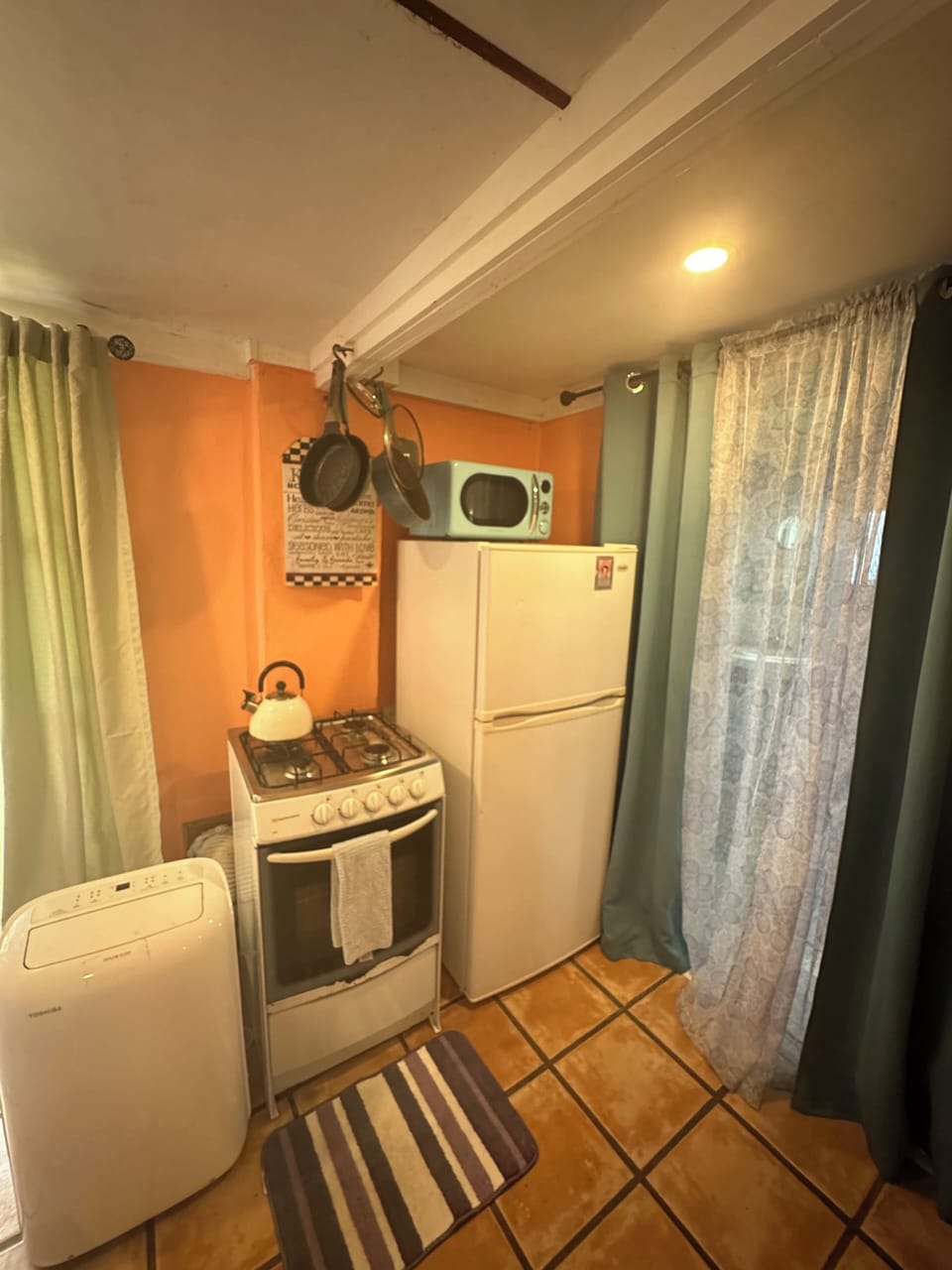 Kitchenette 