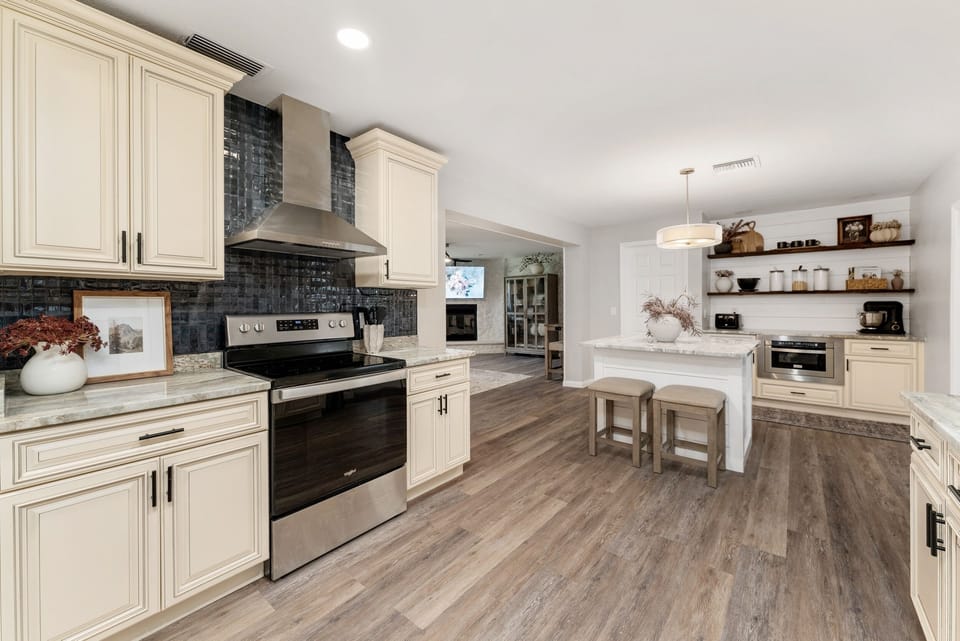 Indoors, Kitchen, Floor, Flooring, Screen