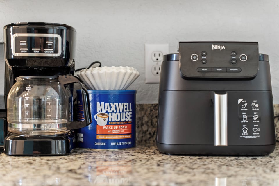 We provide coffee and extra appliances for even more convenience