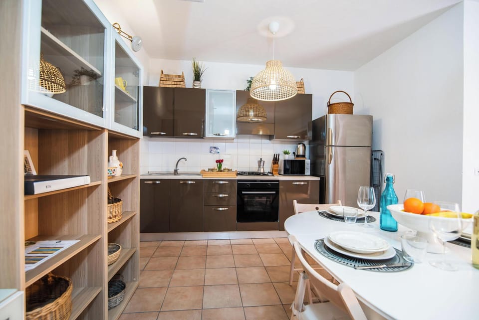 Kitchen and dining area