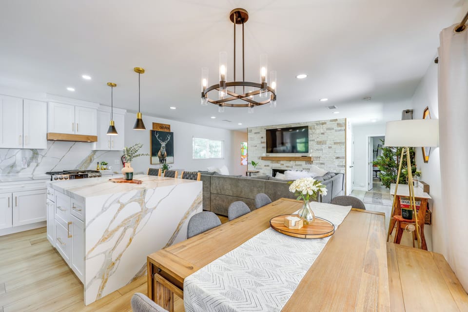 Big Bear Lake Vacation Rental | 2BR | 2BA | Stairs to Enter | 1,200 Sq Ft