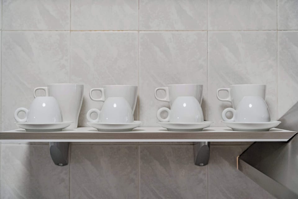 Start Your Day Right — Mugs and Cups ready for Coffee, Tea, or a Relaxed Breakfast Moment.