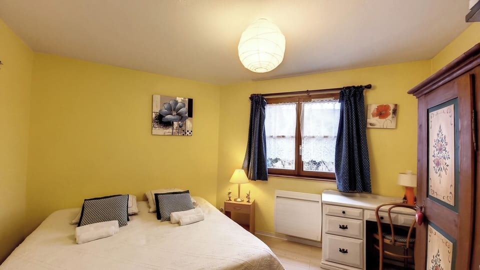 Chambre avec 2 lits 90x200