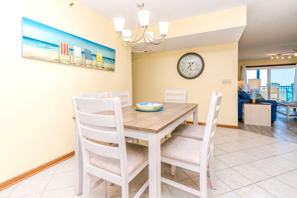 Dining off Kitchen-
