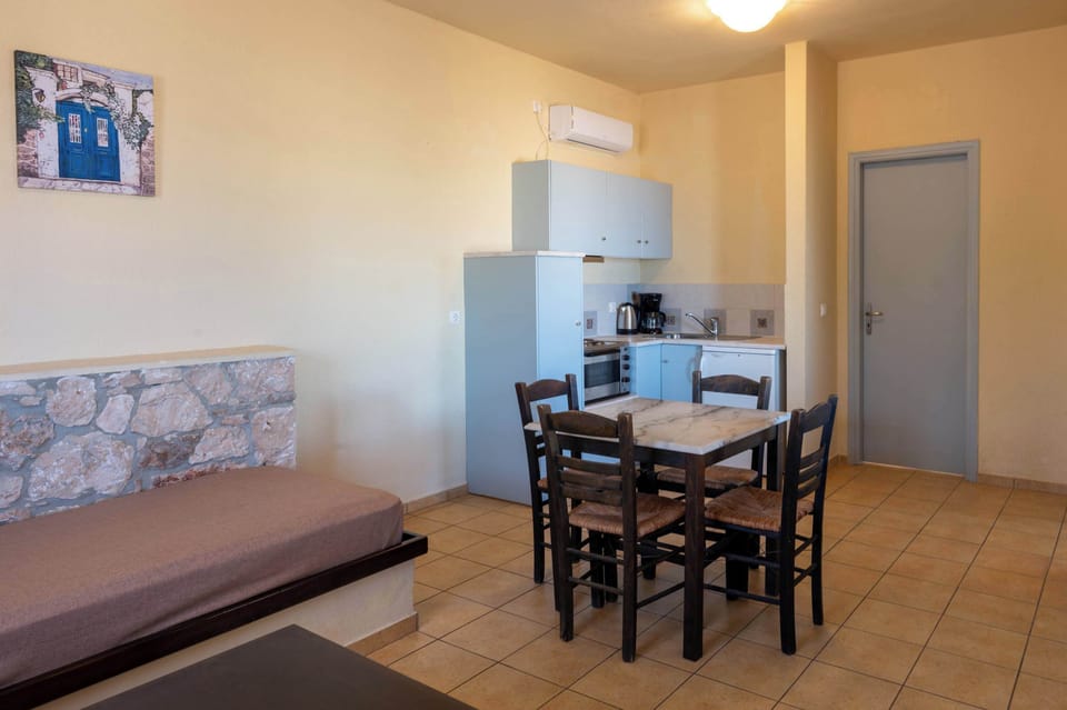 Dining Area Connected to Kitchen – Ideal for Group Meals

