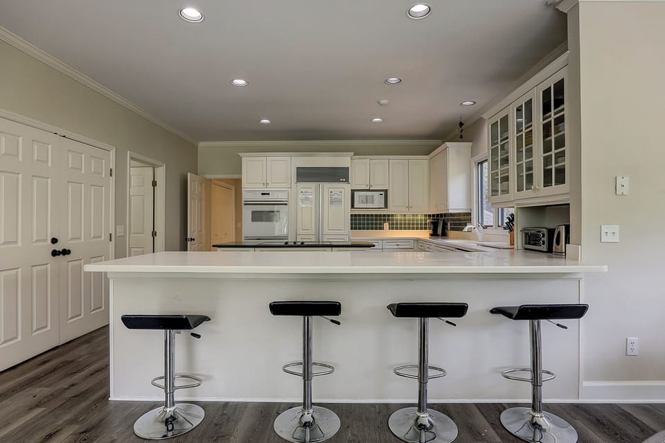 Kitchen Bar