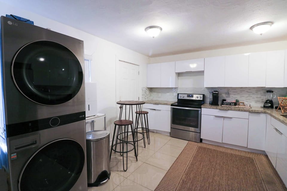 Kitchen - Washer/Dryer