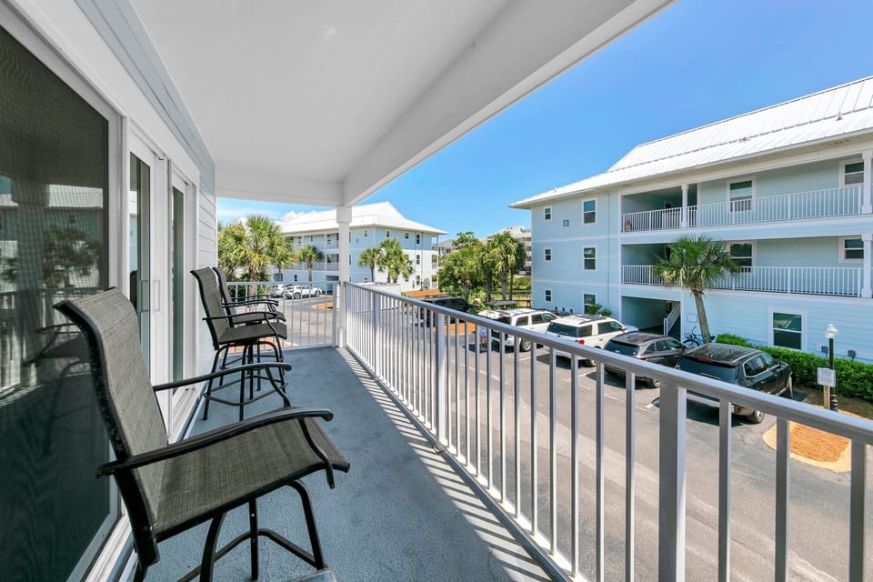 Beachside Villas 523 balcony