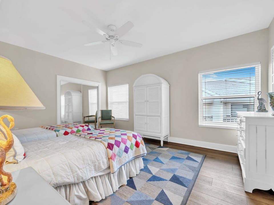 Guest bedroom
