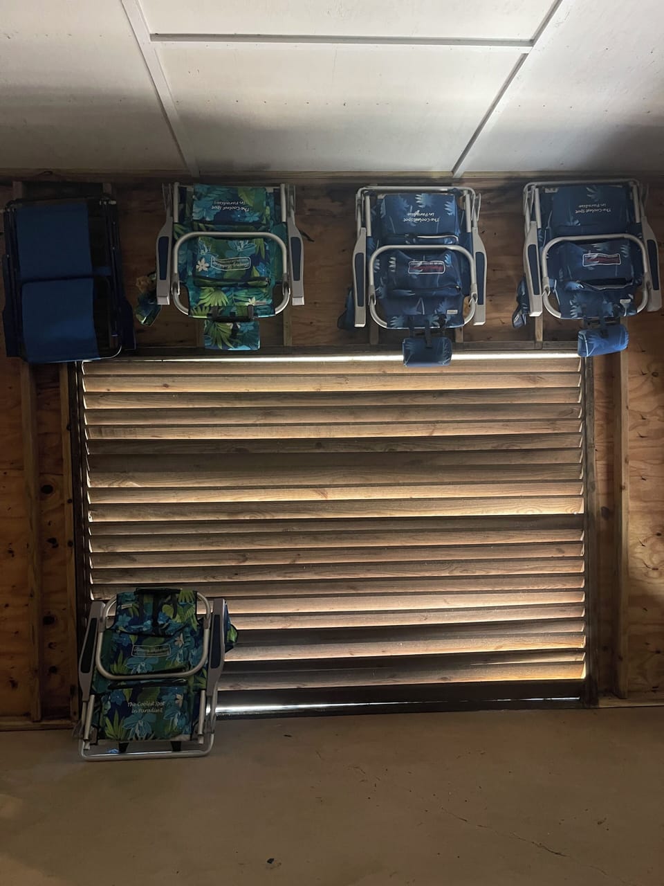 Beach chairs available for use