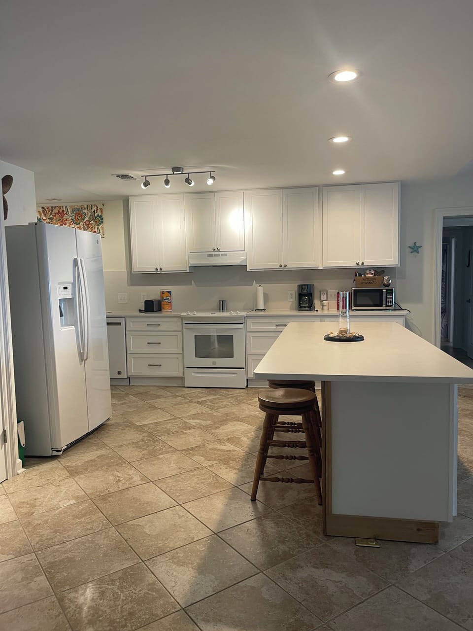 Open Kitchen iwth island