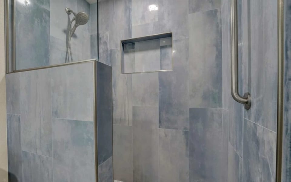 Ensuite bathroom with walk-in shower 