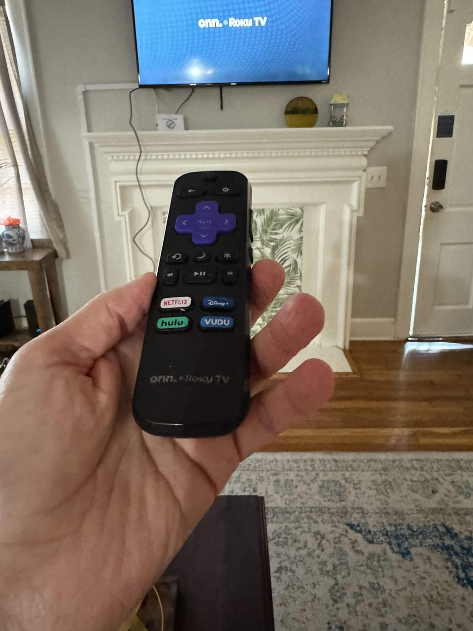 Recent photo taken by our cleaning team, ensuring you see the home how it truly is.