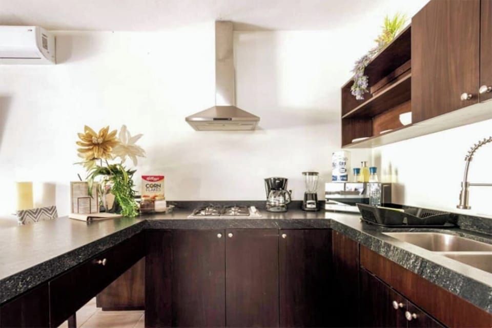 A well-equipped granite kitchen
