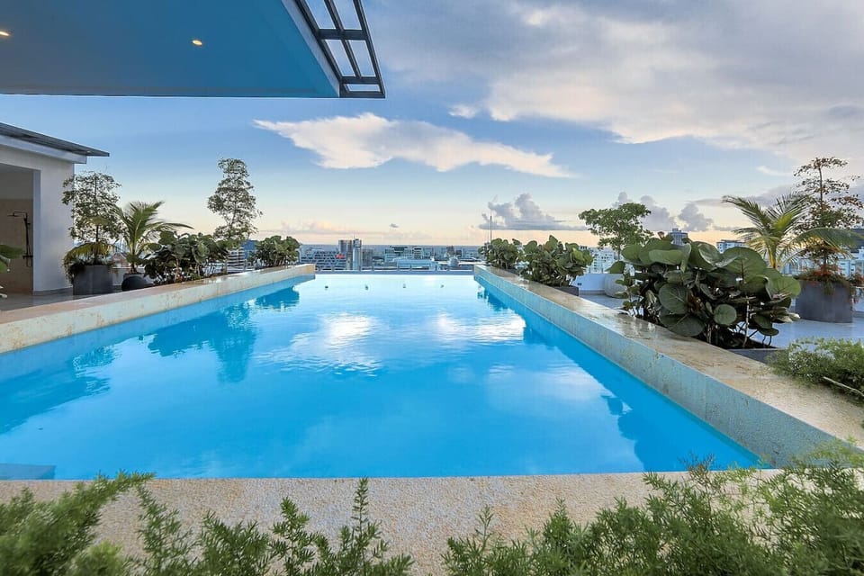 Roof Top pool