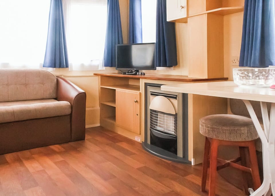 Willerby Herald 36 - Eastern Beach Caravan Park, Caister-on-Sea