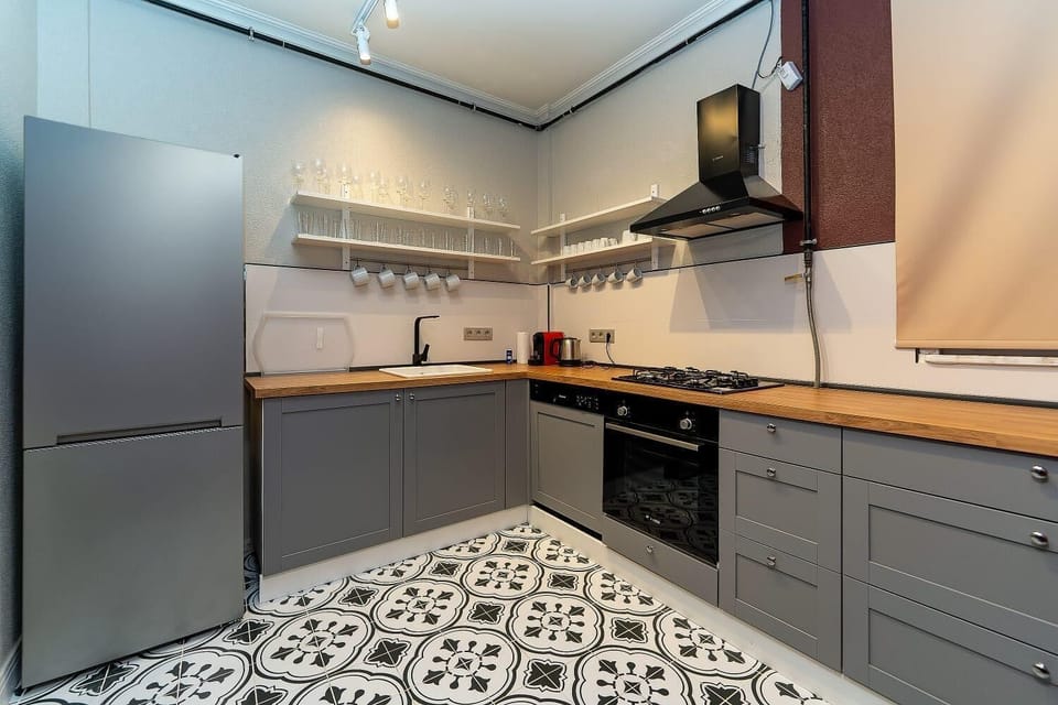 Main kitchen 