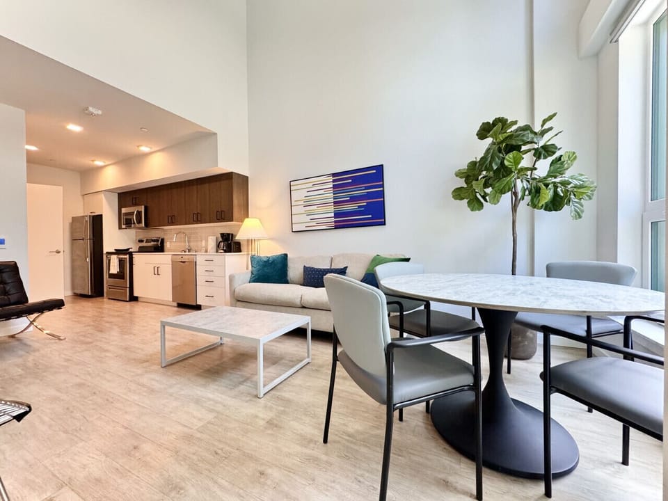 Living Room Table/Kitchen View