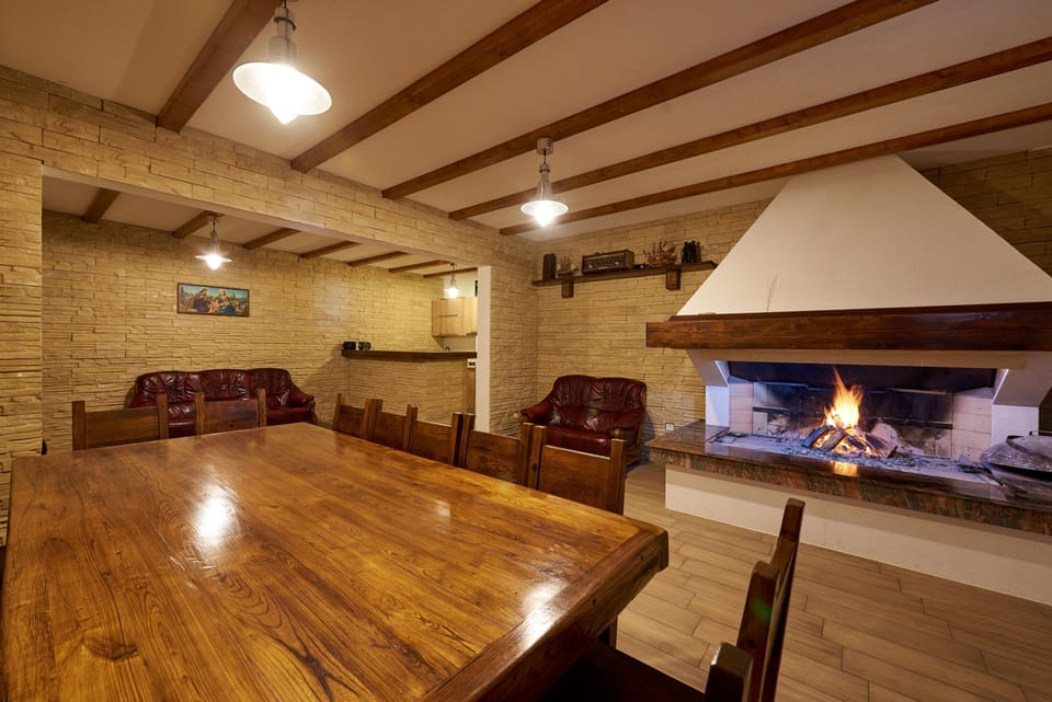 Dining room 2