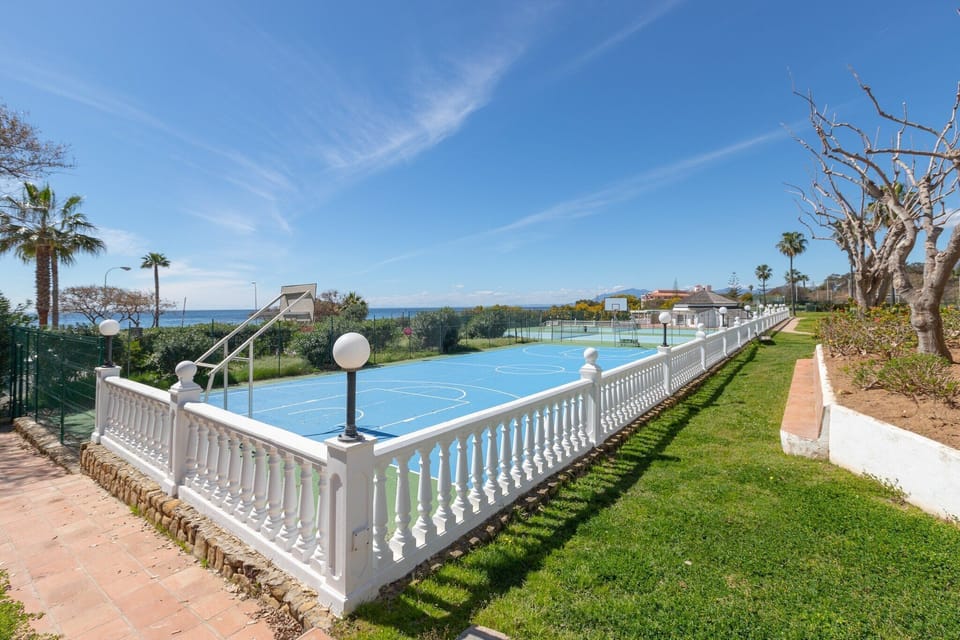 Holiday Home Swimming Pool