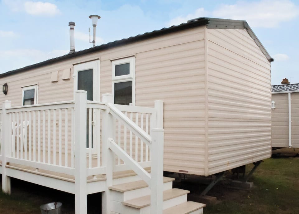 Willerby Herald 48 - Eastern Beach Caravan Park, Caister-on-Sea