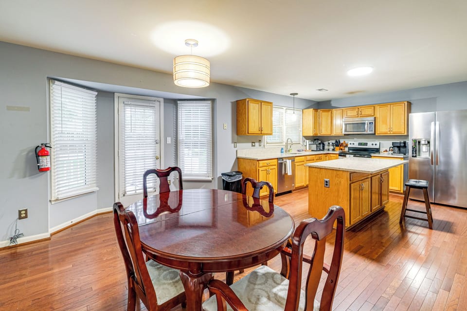 Kitchen | Cooking Basics | Dishwasher | 1st Floor