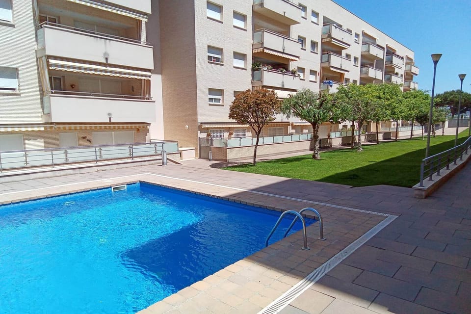 Holiday Home Swimming Pool