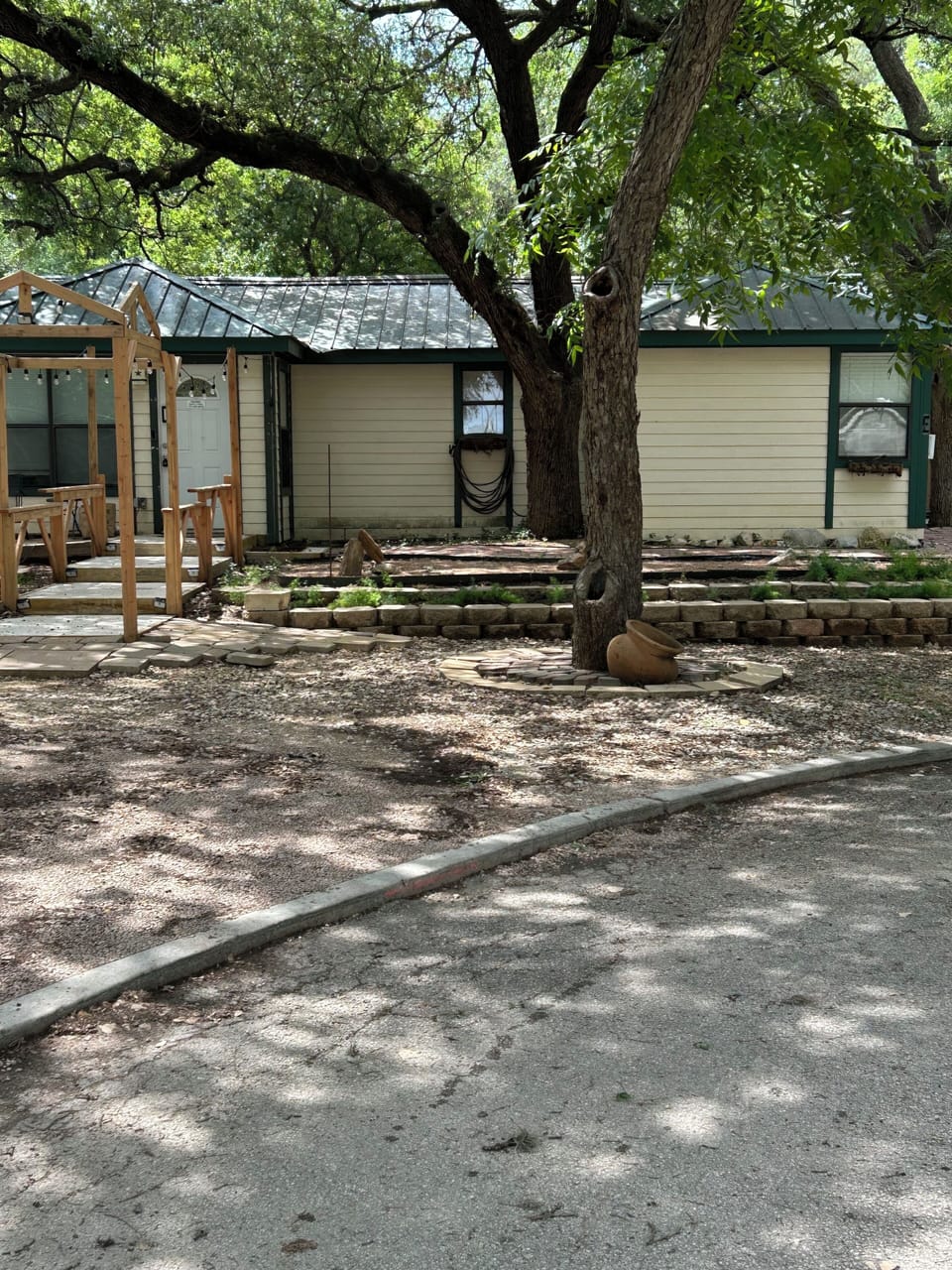 beautiful treed lot