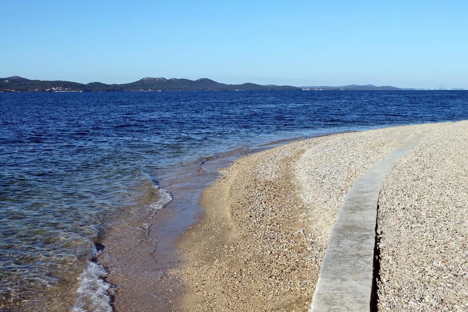 Nearby beaches