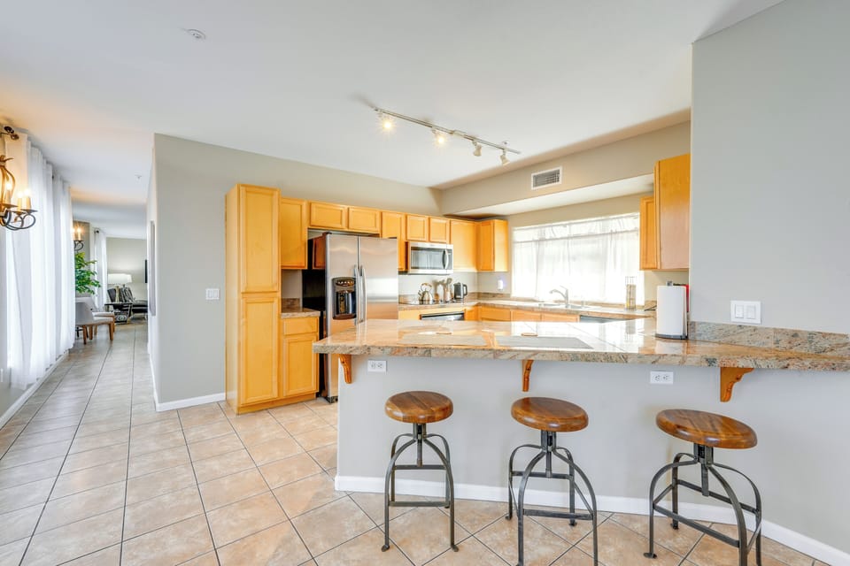 Kitchen | Breakfast Bar | Cooking Basics