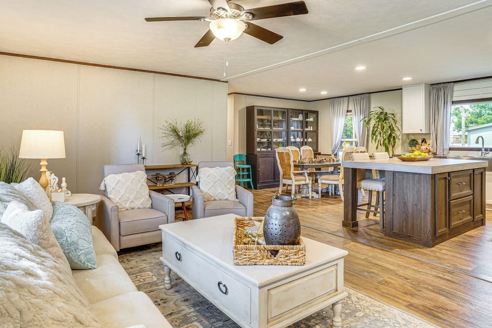 Graford Vacation Rental | 3BR | 2BA | 1,500 Sq Ft | Stairs Required