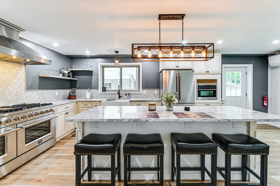 Kitchen | Dishwasher | 1st Floor