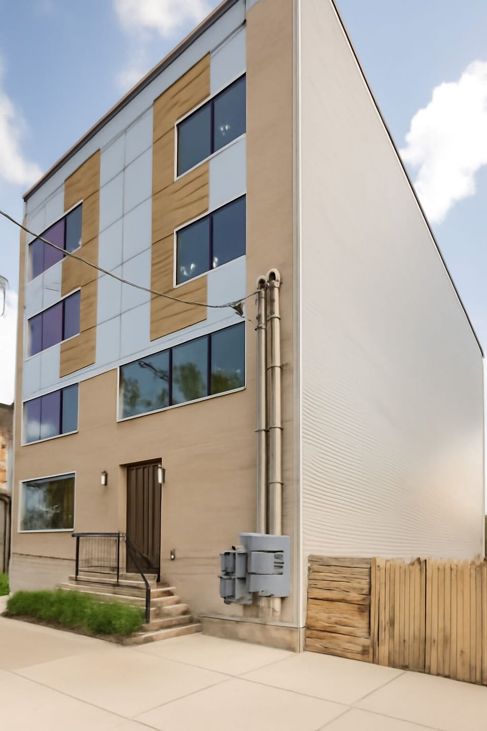A contemporary gem surrounded by Philly’s best attractions.